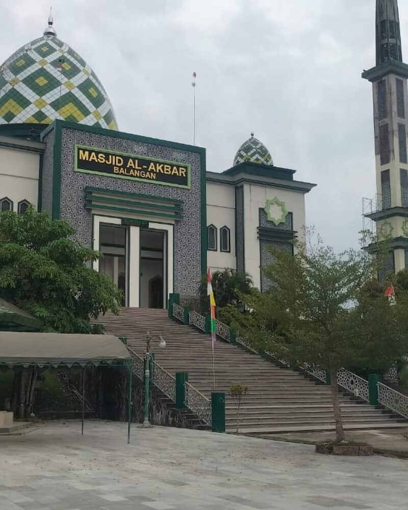 Sambut Kelahiran Nabi SAW, Tata Masjid Al Akbar Balangan (foto:istimewa)