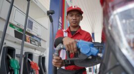 Pengisian Bahan Bakar Minya (BBM) di SPBU (foto:istimewa)