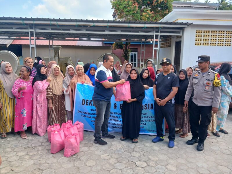 Kegiatan Cooling System bersama nelayan Kotabaru melalui Bakti Sosial (Baksos) dan Deklarasi Pilkada 2024 Damai (foto:istimewa)