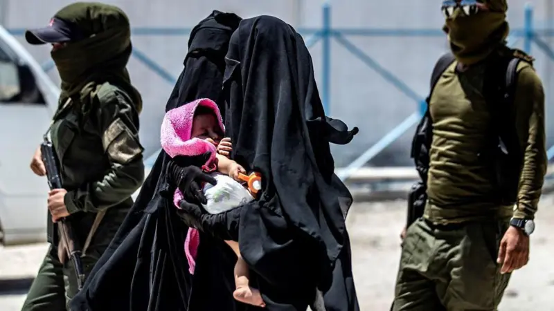 Ribuan perempuan dan anak-anak ditahan bersama terduga pejuang IS di berbagai kamp detensi (foto:istimewa/bomindonesia)