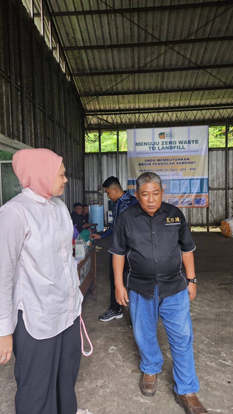 Hj Ananda saat studi tiru ke Kabupaten Banyumas (foto:istimewa/bomindonesia)