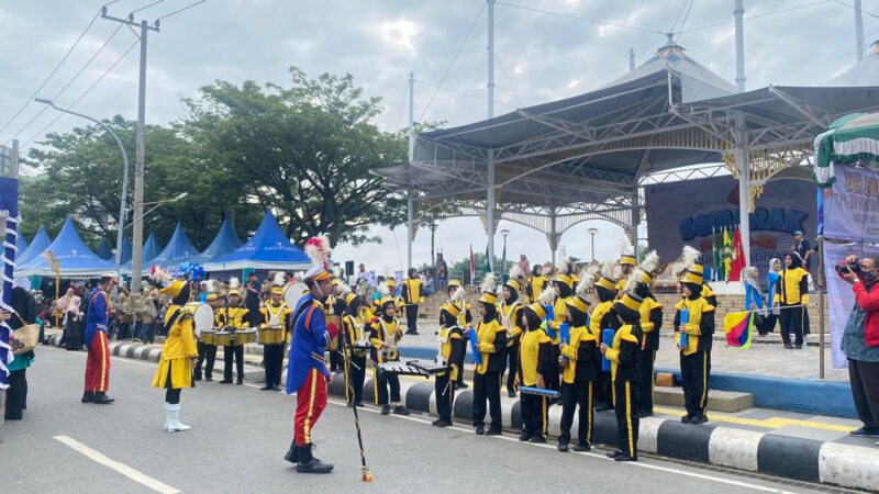 Penampilan Drum Band. Angkatan Muda Muhammadiyah (foto:istimewa/bomindonesia)