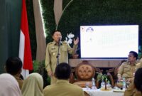 Plt Gubernur Kalsel Haji Muhidin Saat Memberikan Sambutan (foto:diskominfo/bomindonesia)