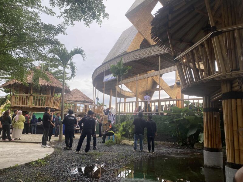 Wisata Kampung Ketupat Hadir Kembali, Kini Masuknya Gratis (foto:bomindonesia)