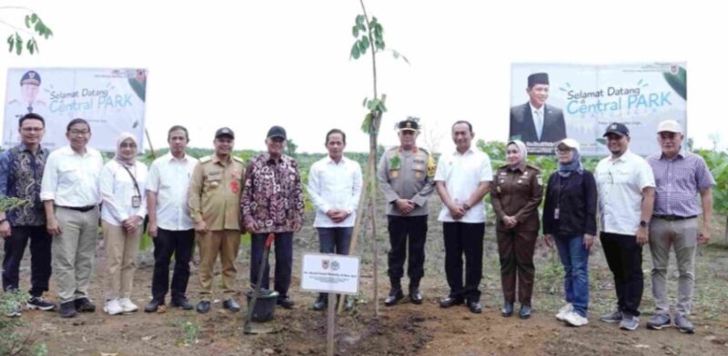 Tampak Gubernur Kalimantan Selatan Haji Muhidin, (Foto Istimewa/Bomindonesia)