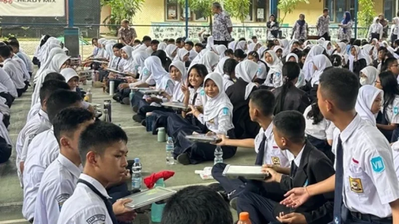 Makan Bergizi Gratis Telah Digelar Pemerintah untuk Sekolah (foto:istimewa/bomindonesia)