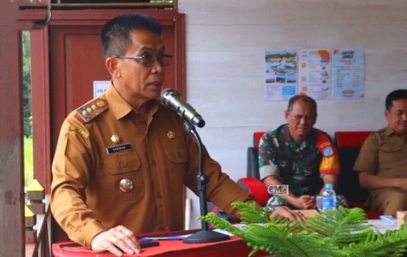 Penjabat (Pj) Bupati Murung Raya (Mura), Hermon, membuka secara resmi Musyawarah Perencanaan Pembangunan (Musrenbang) (foto:maya/diskominfo)