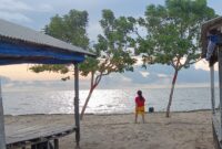 Tampak Tenang Kondisi Taman Wisata Alam Pantai Batakan, Kabupaten Tanah Laut Provinsi Kalimantan Selatan, pada Senin 27 Januari 2025 (foto:ST Ulya/Bomindonesia)