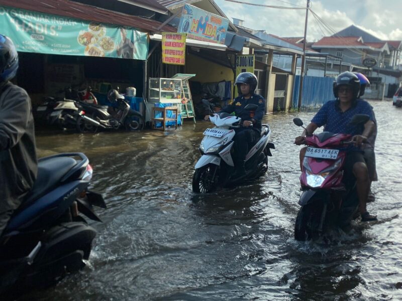 Beberapa Wilayah di Kota Banjarmasin Terendam Banjir (foto:bomindonesia)