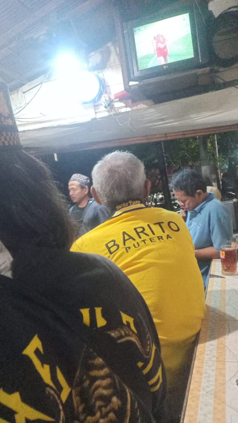 Keseruan Menonton Pertandingan Barito Putera VS Malut United di Stadion Demang Lehman Martapura (foto:bomindonesia.com)