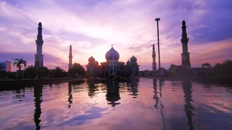 Kebesaran Allah SWT Meanyelimuti Seluas Langit dan Bumia
