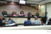 Para saksi yang dihadirkan KPK saat memberikan keterangannya di hadapan majelis hakim pada sidang di Pengadilan Tipikor Banjarmasin (Foto Istimewa)
