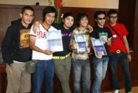 Yudi Permana alias Yudi Profesor (paling kanan) saat bersama band Matta (Foto Dok Pribadi,)