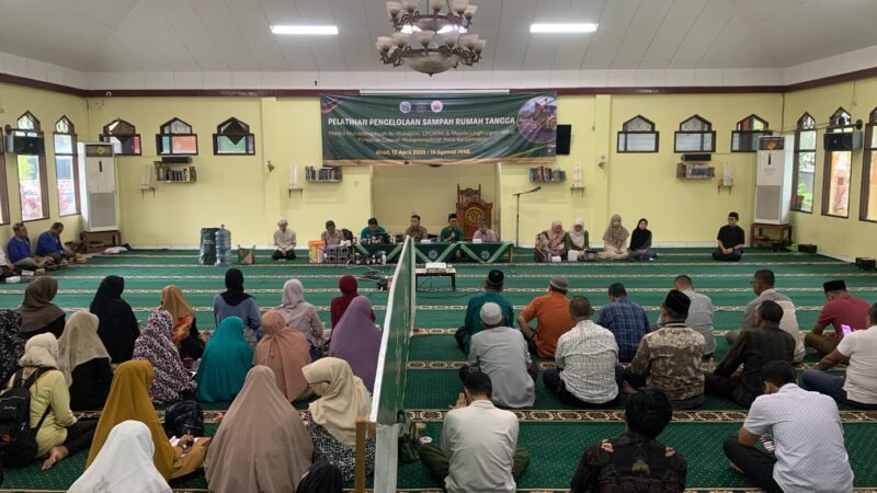 Ruang Induk Masjid Al Muhajirin Jl HKSN Kota Banjarmasin, Kalimantan Selatan (foto:istimewa)