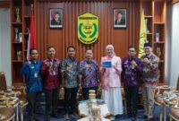 Walikota Banjarmasin HM Yamin HR didampingi Wakil Walikota Hj Ananda  Bertemu Ombudsman Kalsel 