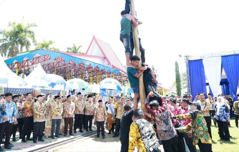 Peringatan Hari Ulang Tahun (HUT) ke-73 Kabupaten Hulu Sungai Utara (HSU) berlangsung meriah 