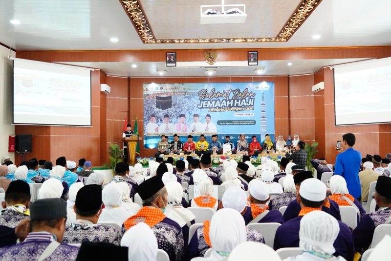 Jemaah Haji Kloter BDJ 05 yang berasal dari enam kabupaten di Provinsi Kalimantan Tengah