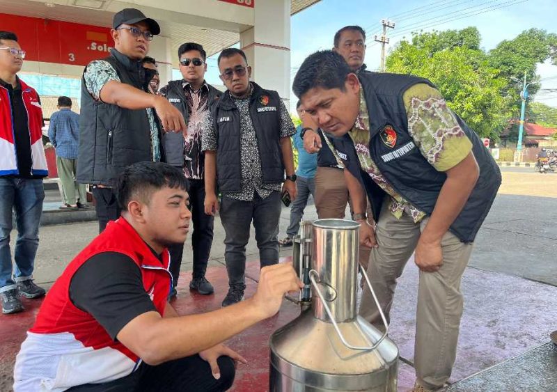 Polda Kalsel dan Pertamina Sidak Sejumlah SPBU untuk Pastikan Kualitas dan Kuantitas BBM (Foto Istimewa)
