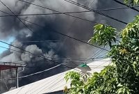 Kebakaran di Kampung Gadang, Enam Bangunan Hangus (Foto Istimewa)