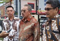 Kuasa hukum pelapor dugaan penggelapan dan penipuan yang diduga dilakukan mantan Bupati Tanbu, Sabri Noor Herman SH MH, bersama pelapor Gusti Darma (Foto Istimewa).
