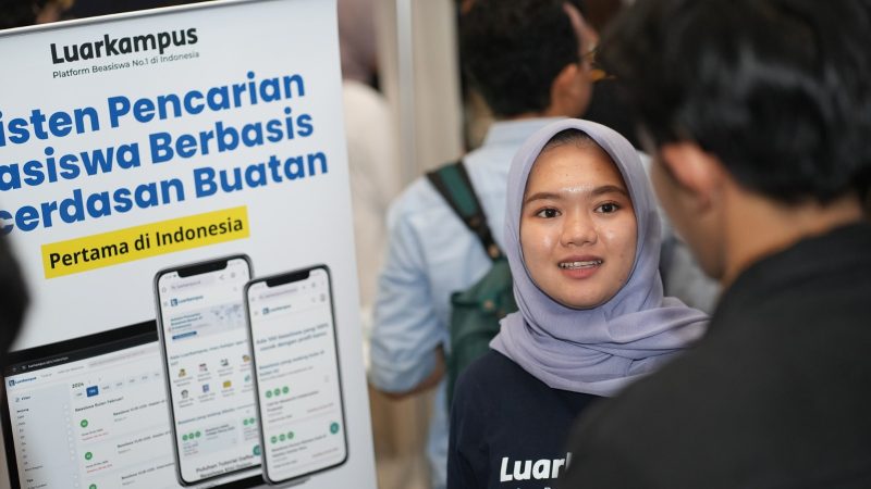 LuarKampus dari Kota Pontianak Raih Best of The Best NextDev Startup 2025
