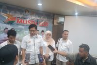Akhmadiaz Akbar usai terpilih sebagai Ketua PD Tidar Kalimantan Selatan memberikan keterangan kepada wartawan (Foto Mercy)

