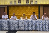 Jajaran direksi PAM Bandarmasih saat memberikan keterangan pers.(Foto : istimewa) 