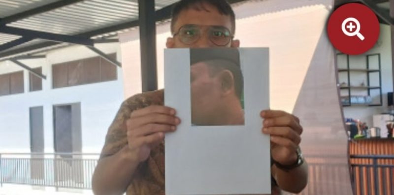 Kuasa hukum korban, Heru Lestarianto memperlihatkan foto korban penganiayaan.(@infotabalong) 

