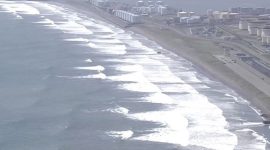 Tsunami di pantai rusia