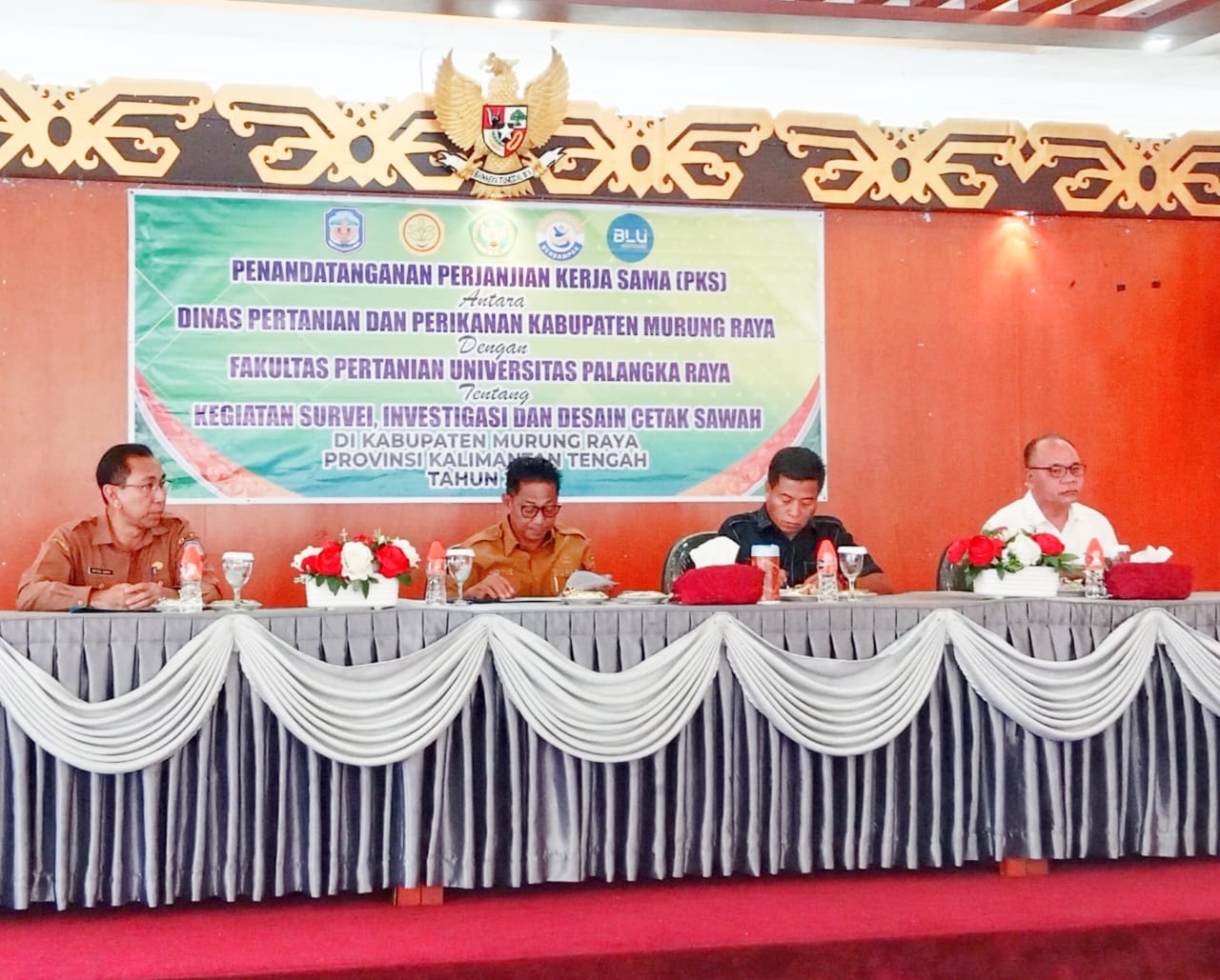 Penandatanganan PKS antara Pemkab Mura dan Fakultas Pertanian Universitas Palangkaraya(Foto: Maya)
