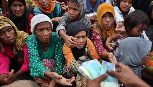 Masyarakat Butuh Bantuan dalam Kehidupan
