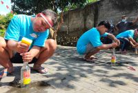 libur pada 18 Agustus diharapkan dapat diisi masyarakat dengan perlombaan perlombaan yang meningkatkan semangat dan optimisme bangsa
