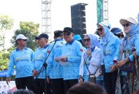 Fun Walk Harjad ke-75 Kalsel dan HUT ke-80 RI Dilepas Gubernur Kalsel Haji Muhidin