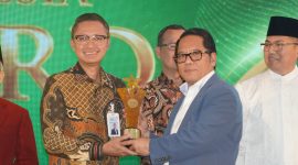 PT Bank Syariah Indonesia (BSI) menerima penghargaan Mitra Strategis