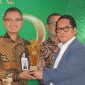 PT Bank Syariah Indonesia (BSI) menerima penghargaan Mitra Strategis