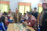 Pembukaan turnamen catur tingkat pelajar se-Kabupaten Murung Raya tahun 2025 (foto: Maya)