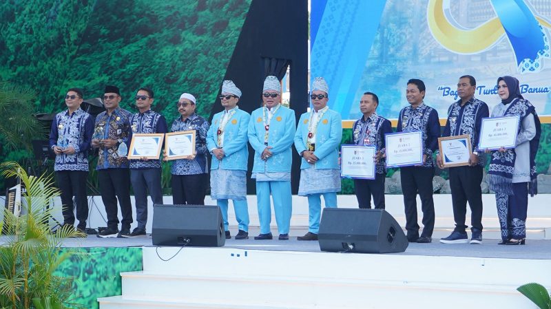 Banjarmasin Raih Dua Penghargaan di Puncak Hari Jadi ke-75