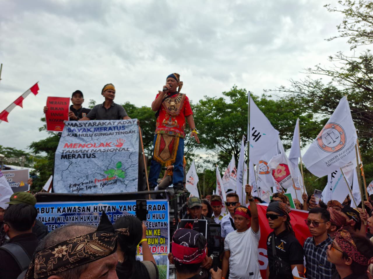 Warga Kalsel, Ormas Adat dan Walhi Tolak Pegunungan Meratus Jadi Taman Nasional