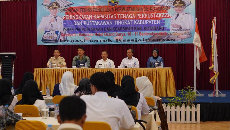 Dinas Perpustakaan dan Kearsipan menggelar Bimbingan Teknis (Bimtek) bagi tenaga perpustakaan