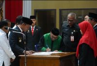 Pelantikan 33 pejabat fungsional dan  diambil sumpah jabatan oleh Wali Kota Banjarmasin, H. Muhammad Yamin HR