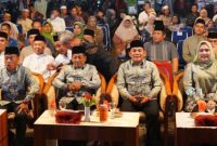 Ketua DPRD Mura Rumiadi (depan paling kiri) saat menghadiri pembukaan STQ (foto: istimewa)
