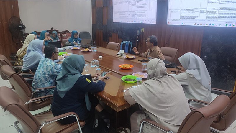 Forum Kota Sehat (FKS) Banjarmasin bersama Dinas Kesehatan Kota Banjarmasin menggelar rapat koordinasi (Foto: Sukmahid)
