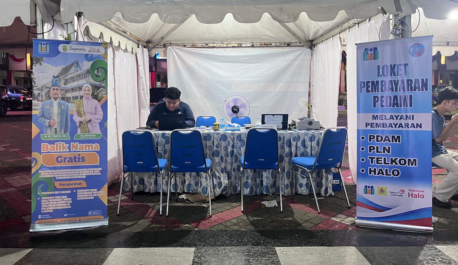 PT Air Minum Bandarmasih membuka stand pelayanan di area Pemerintah Kota