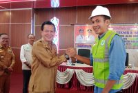 Pembukaan bimtek dan sertifikasi konstruksi dan K3 dinas PUPR ( foto:Maya)