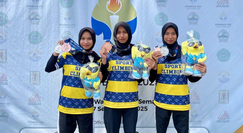 Trio andalan Kalsel pada POMNAS XIX Semarang yakni Shella Novita Sari, Syifa Nur Azizah, dan Syilfi Nur Atika