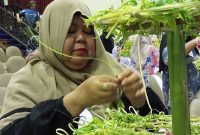 Lomba Payung Kembang sebagai rangkaian Temu Karya Taman Budaya se-Indonesia ke-24 Tahun 2025