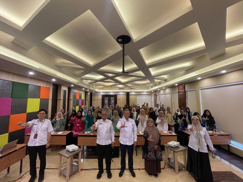 Langkah strategis Dinas Kesehatan Kalsel untuk memperkuat kapasitas kader posyandu dalam memberikan pelayanan dan pendampingan kepada lansia di masyarakat