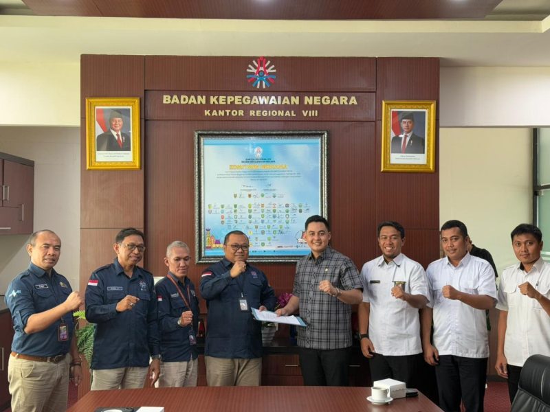 Senator Dayat EL melakukan kunjungan ke Kantor Badan Kepegawaian Nasional Regional VIII di Banjarbaru, pada Selasa (14/10/2025)