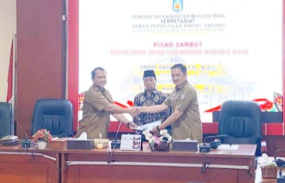 Pisah Sambut Sekwan DPRD Mura (foto: Maya)