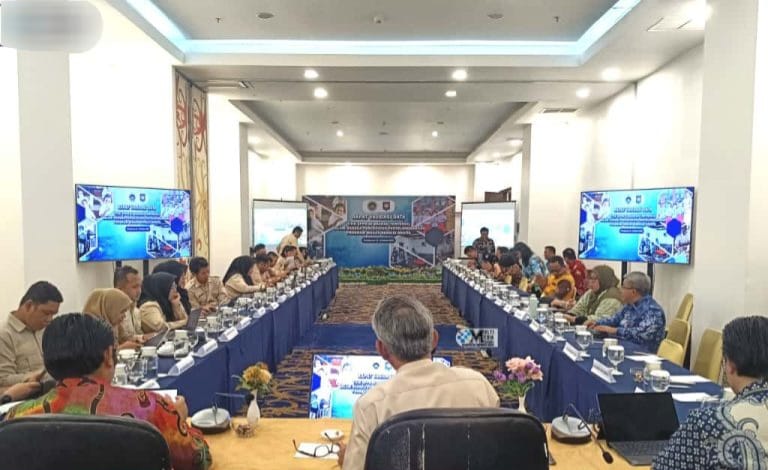 Rapat Validasi Data titik Satuan Pelayanan Pemenuhan Gizi (SPPG) yang digelar di Hotel Bahalap, Palangka Raya (foto: Diskominfo)